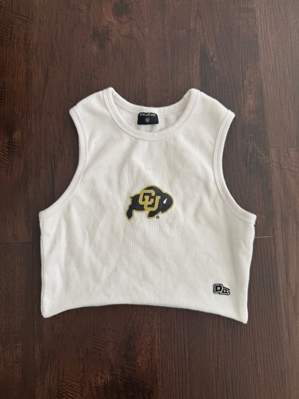 UNIVERSITY COLORADO BOULDER TANK TOP RIBBED CROPPED LOGO WHITE SM SCHOOL SPIRIT